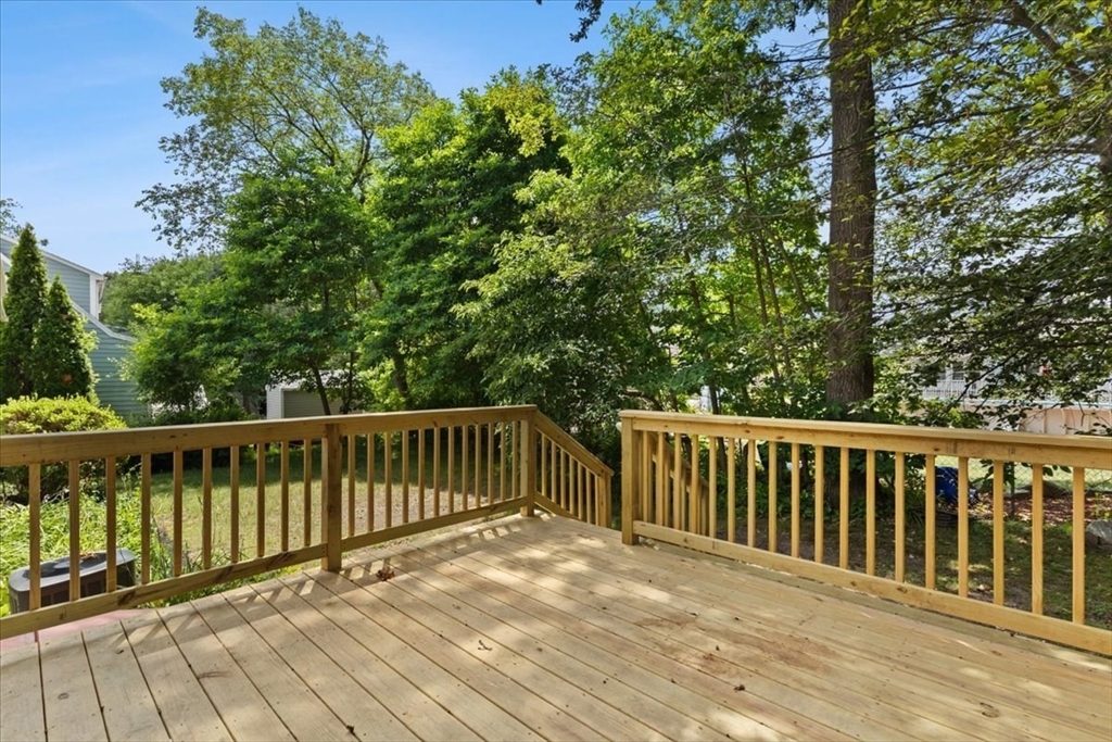 15 Intervale Rd