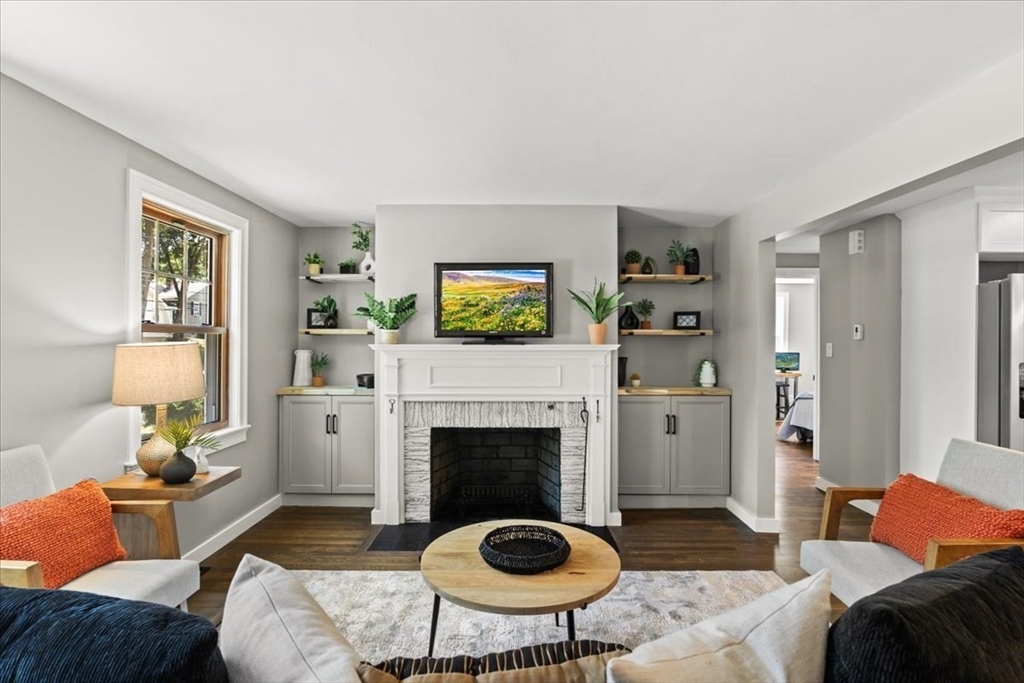 15 Intervale Rd