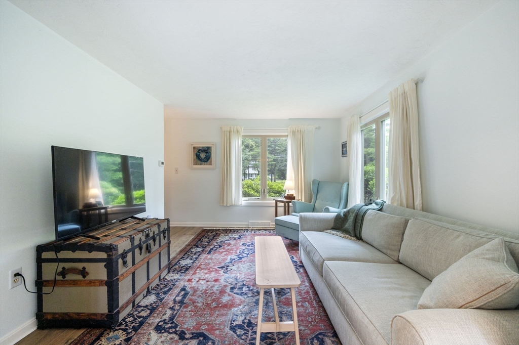 157 Chestnut Street # 5