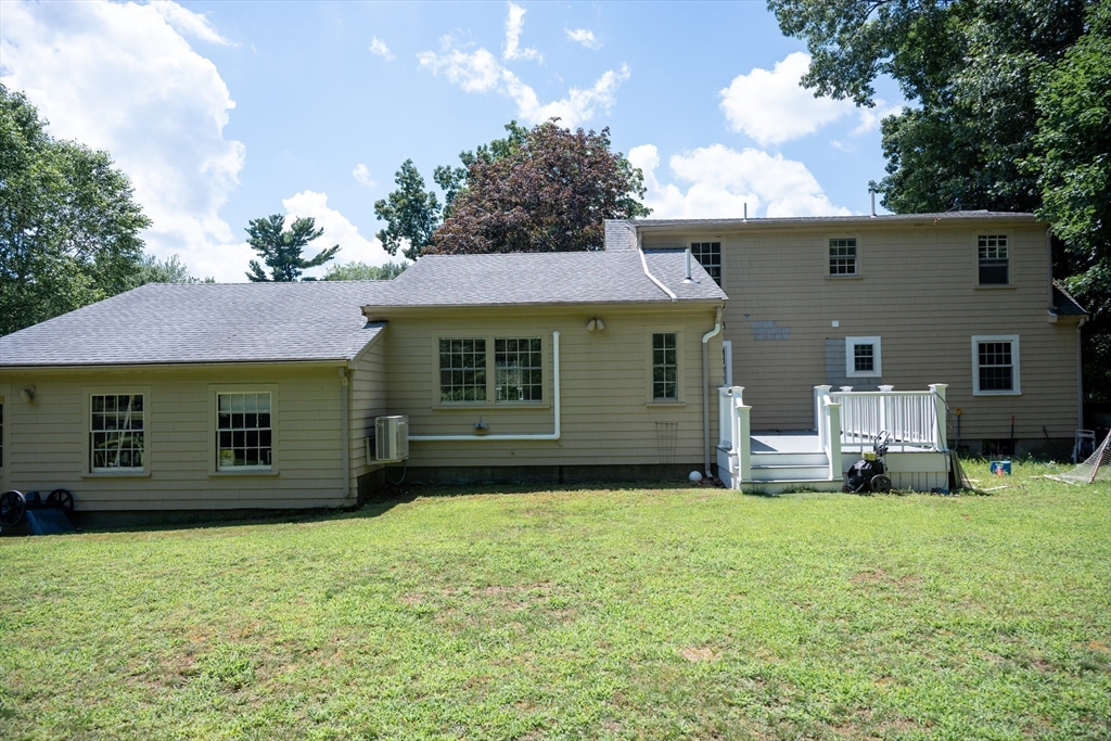 20 Hemlock Dr