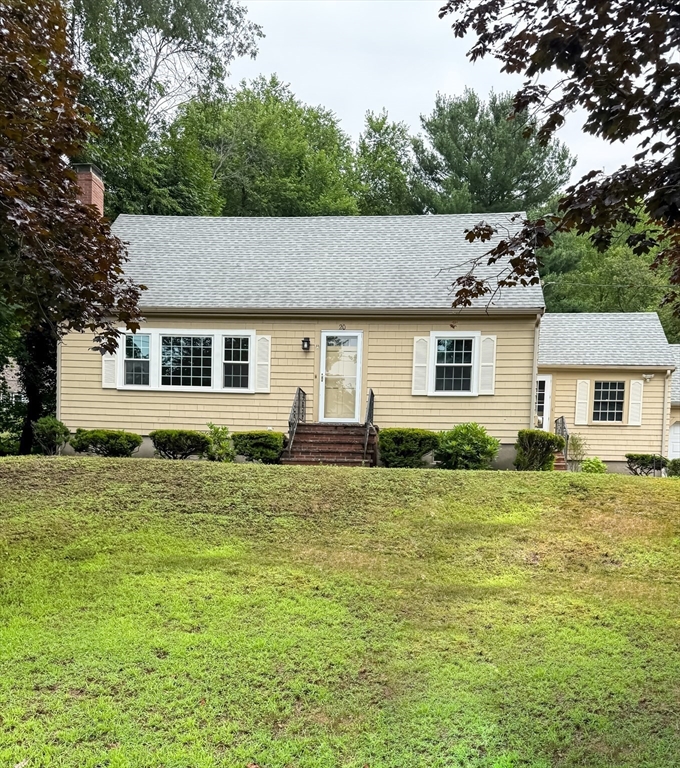 20 Hemlock Dr