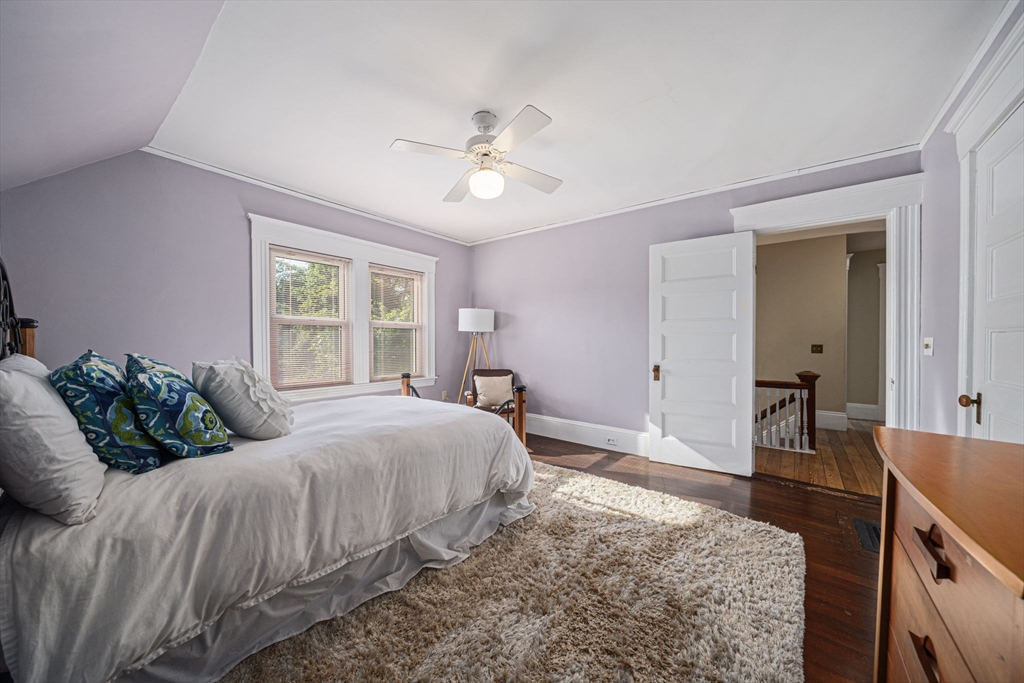 54 Brook Rd