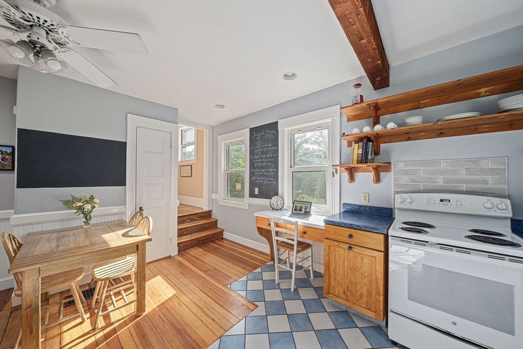 54 Brook Rd