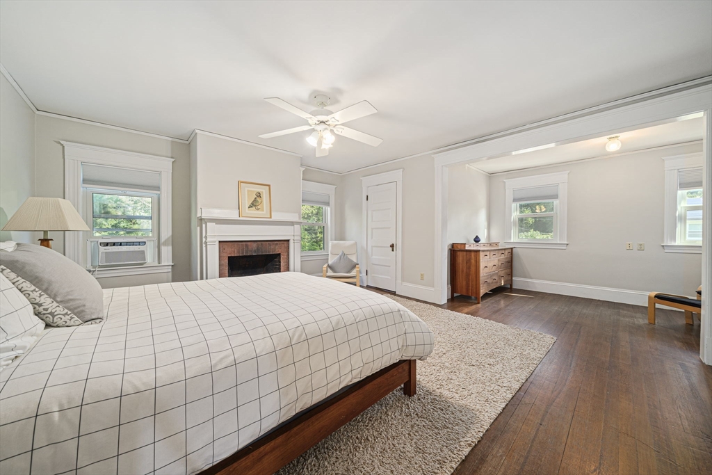 54 Brook Rd