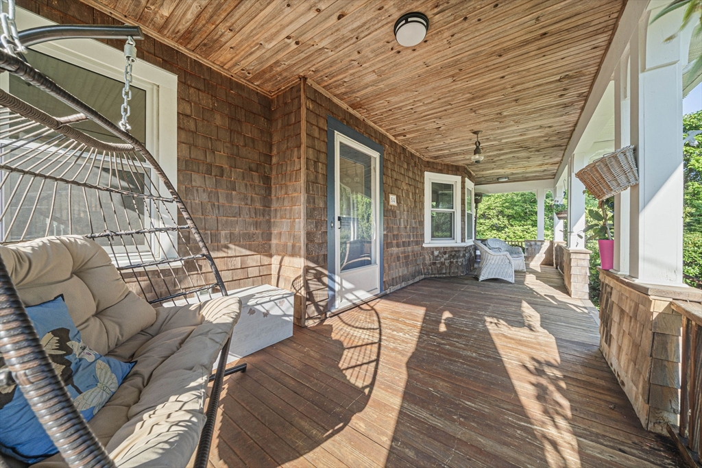 54 Brook Rd