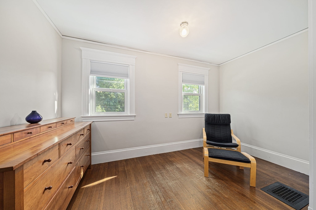 54 Brook Rd