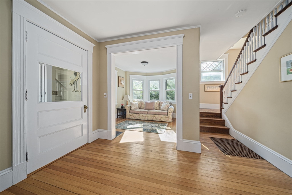 54 Brook Rd