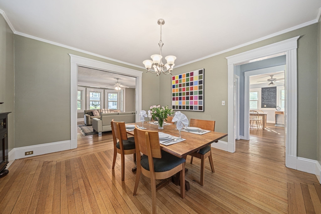 54 Brook Rd
