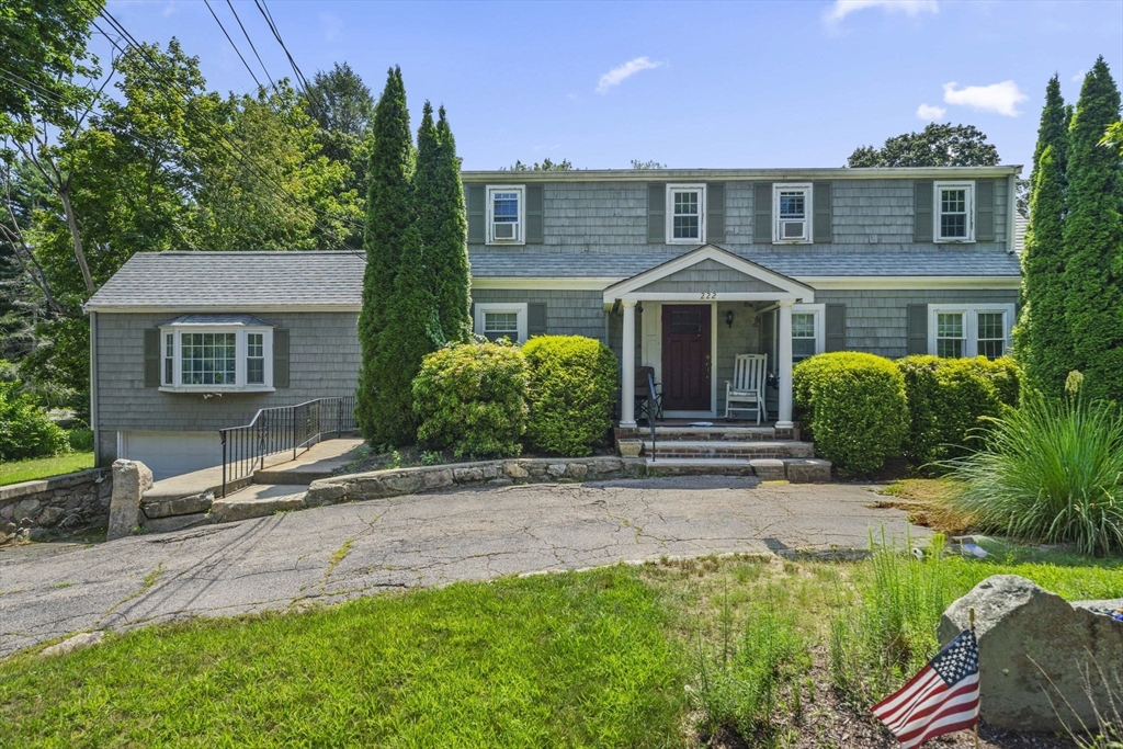 221 Bailey St