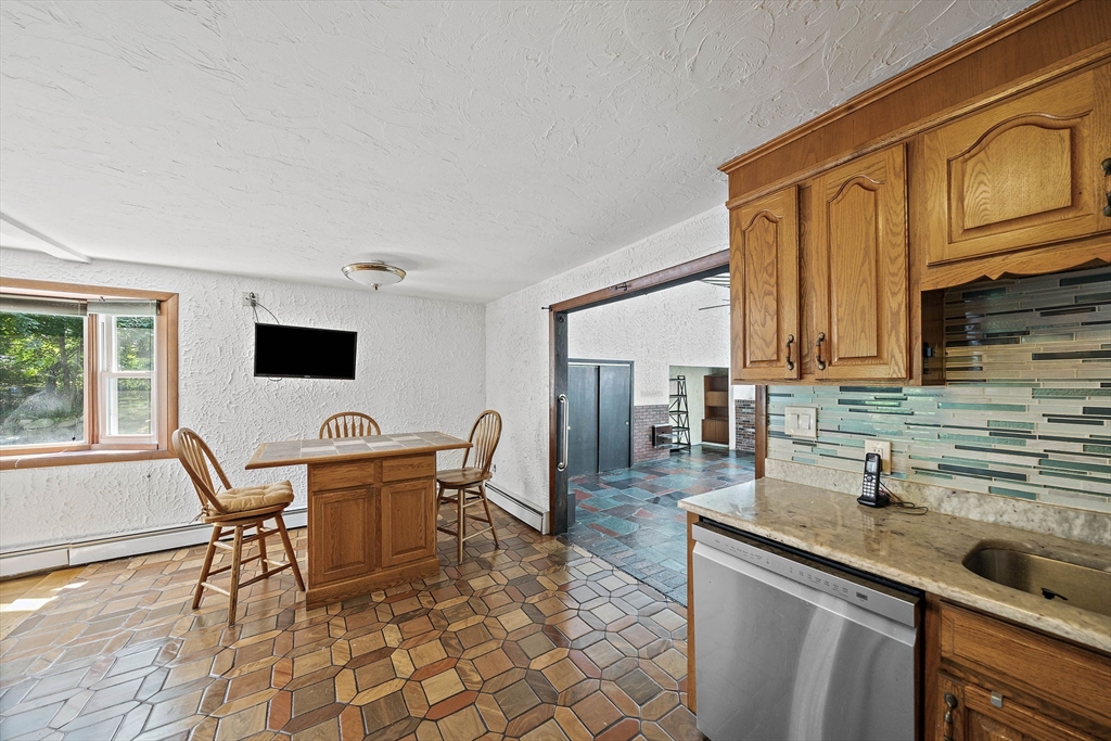 475 E Main Street