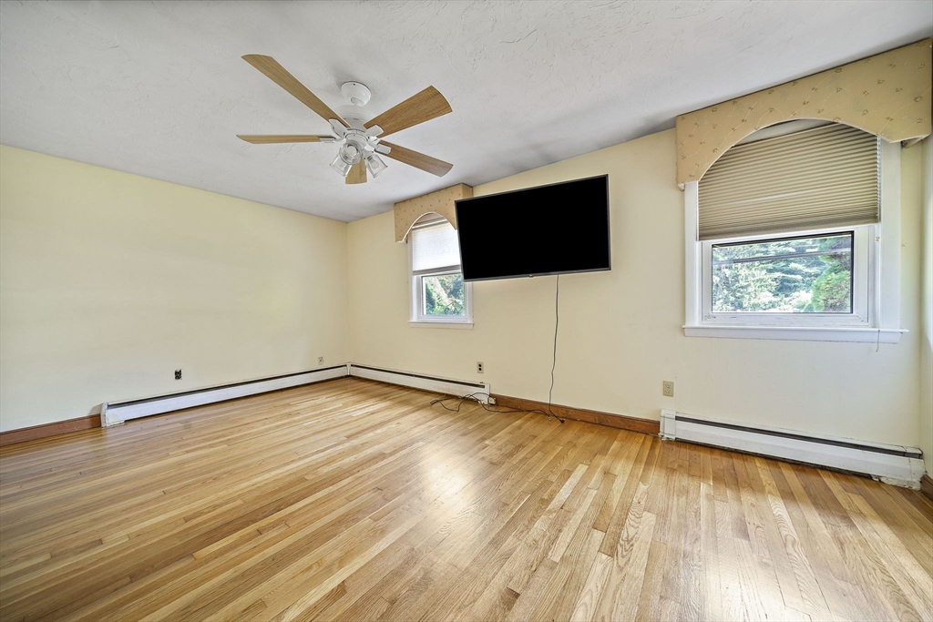 475 E Main Street