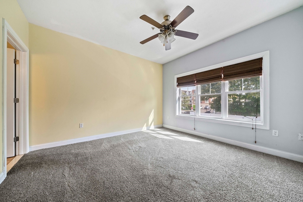 163 Rumford Ave # 204