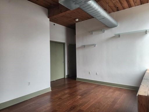 146 Court Street # 204
