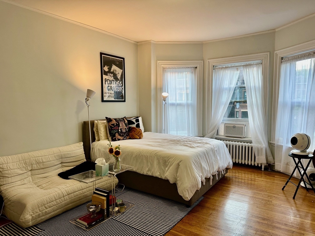 229 Newbury Street # 5