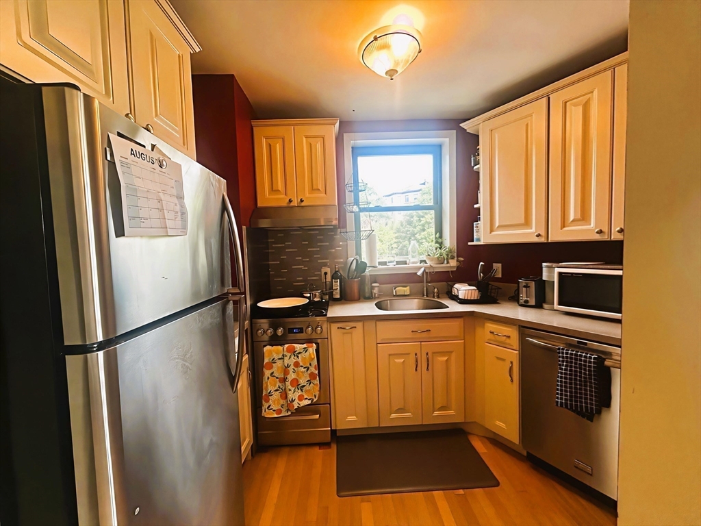 1706 Commonwealth Ave # 31