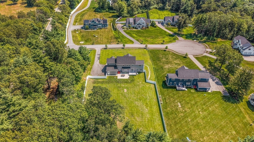 11 Goose Pond Path