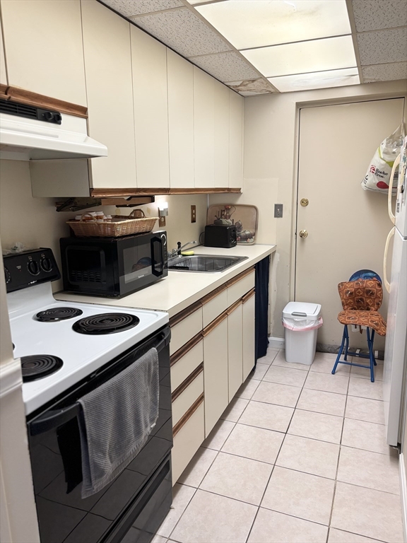 24 Faxon St # 4