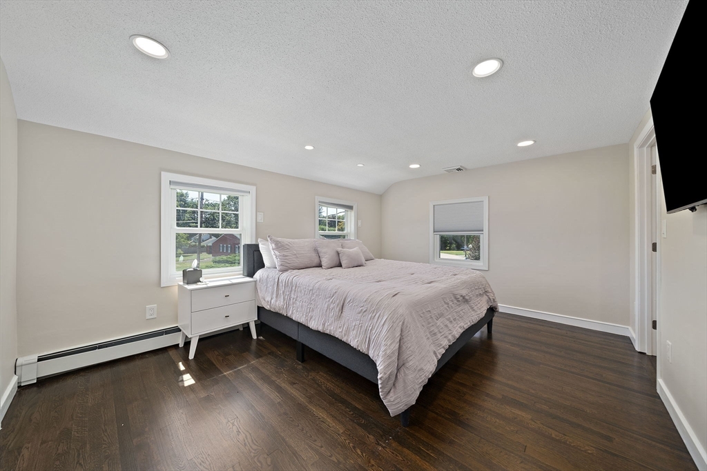 1 Breton Dr