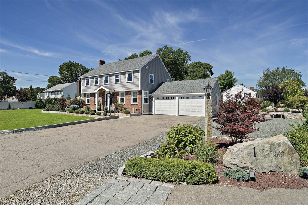 1 Breton Dr