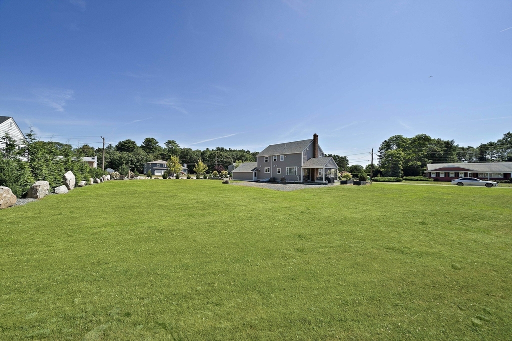 1 Breton Dr