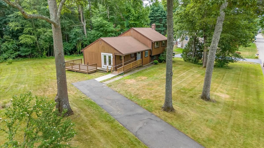 110 Queens Brook Rd, Pembroke