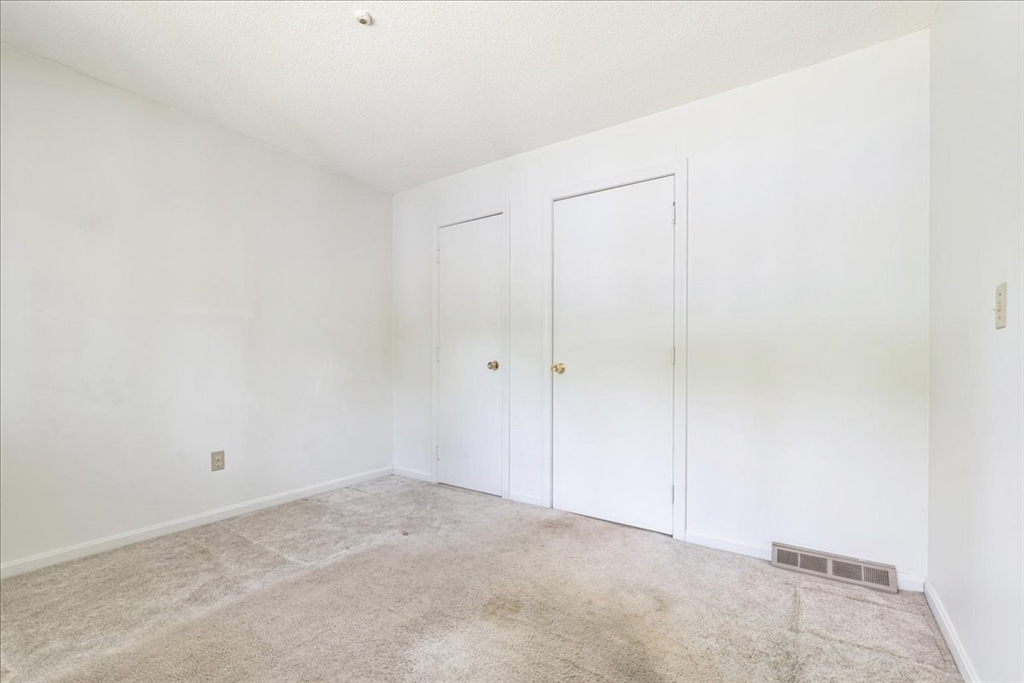 110 Queens Brook Rd, Pembroke