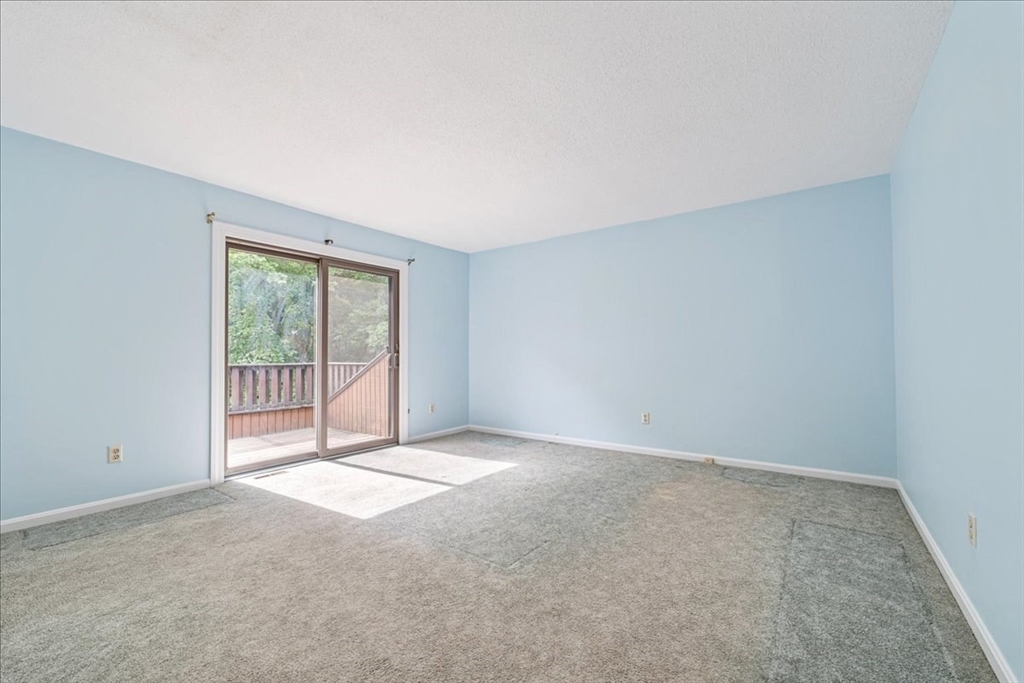 110 Queens Brook Rd, Pembroke