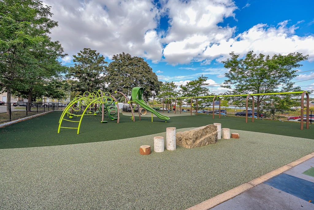 311 Lexington St # 1