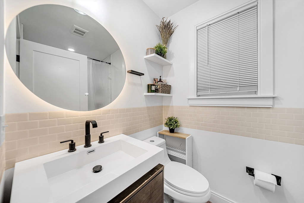 311 Lexington St # 1