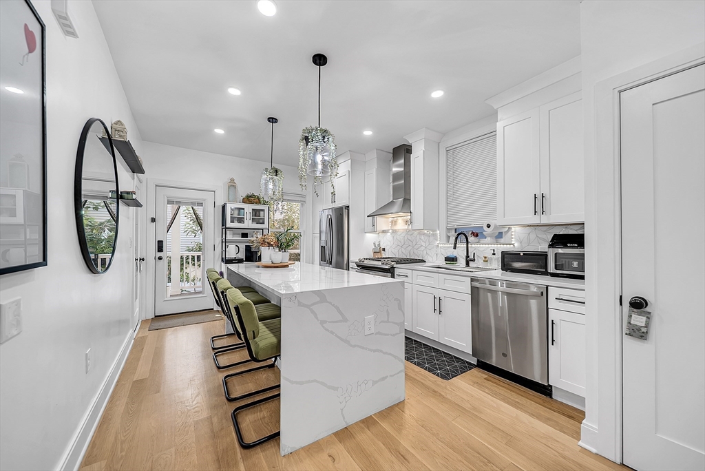 311 Lexington St # 1