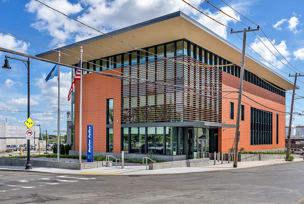 311 Lexington St # 1