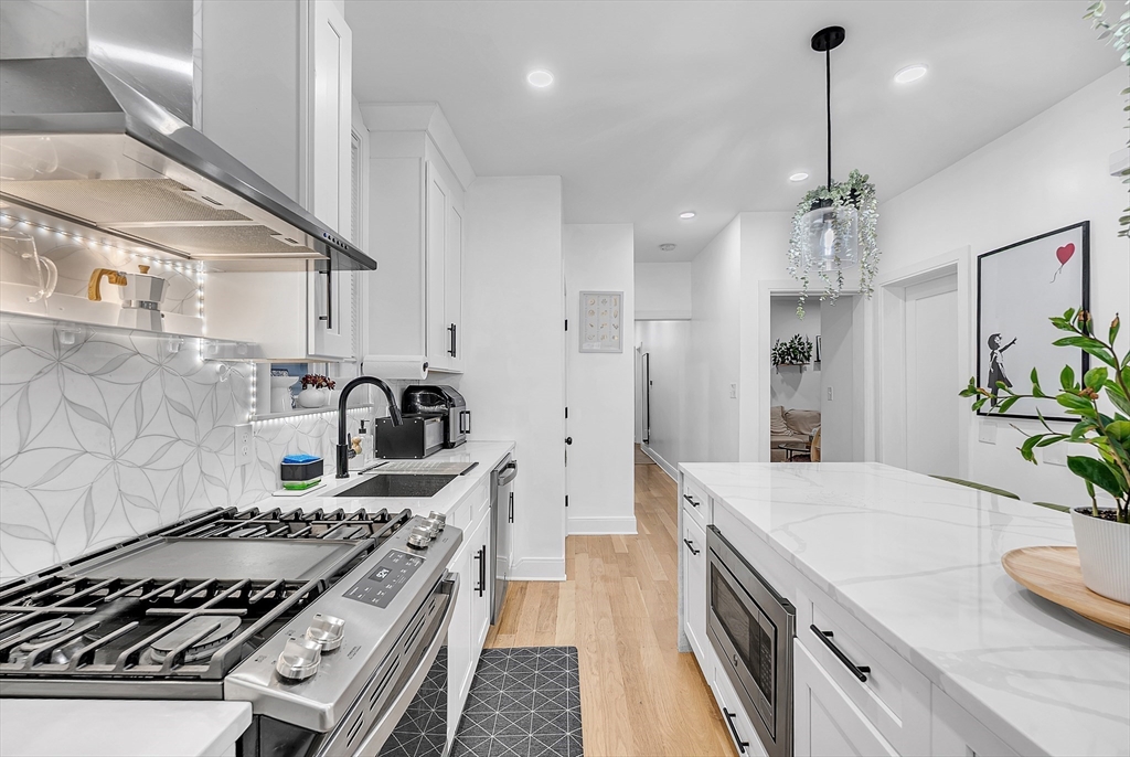 311 Lexington St # 1