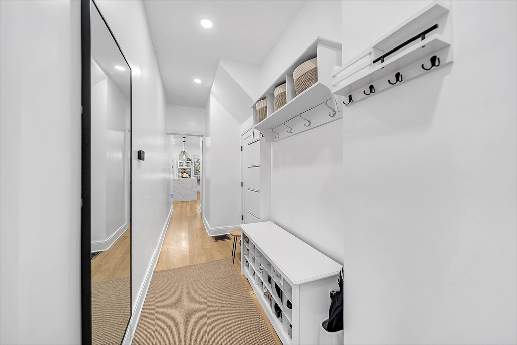 311 Lexington St # 1