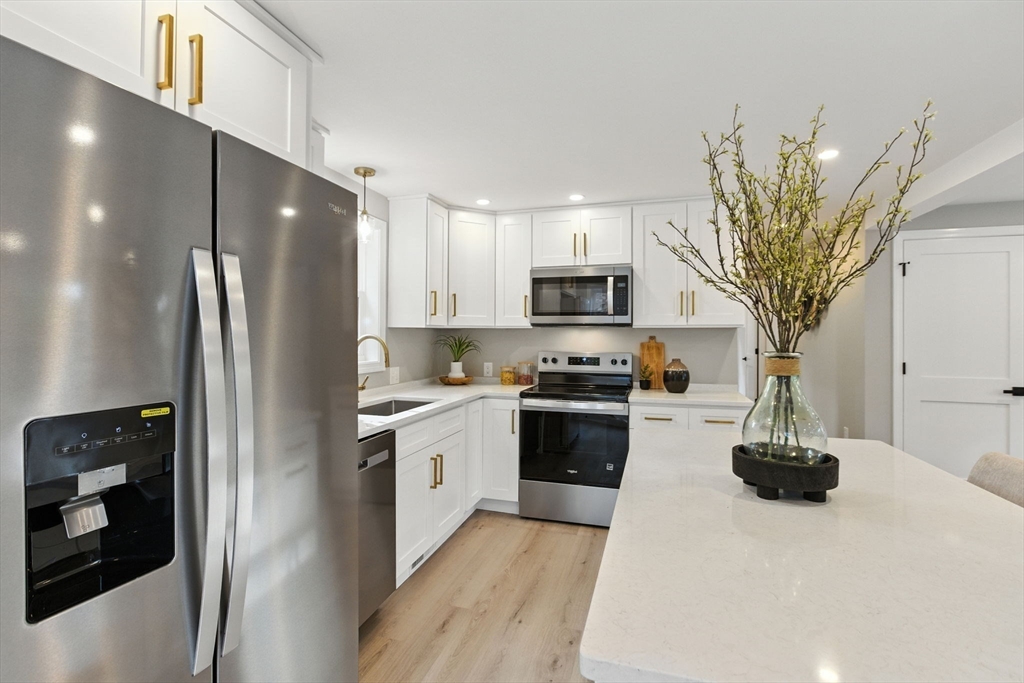 31 Edgewood Ave