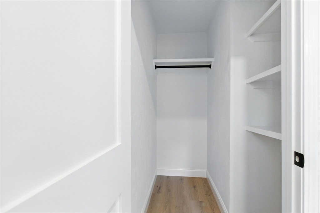 31 Edgewood Ave