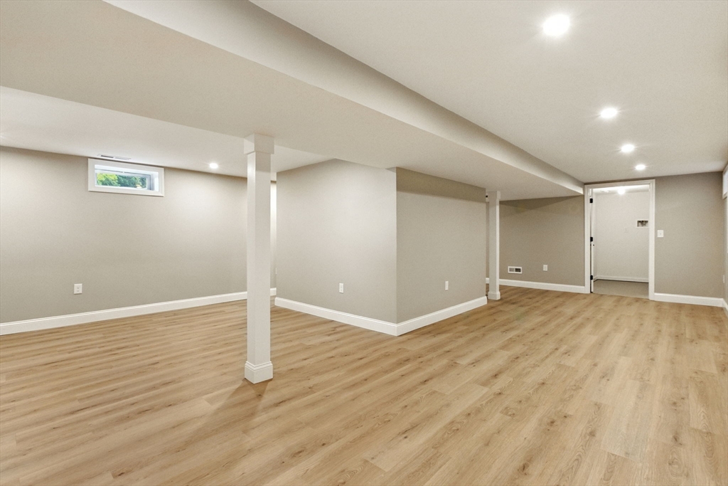 31 Edgewood Ave