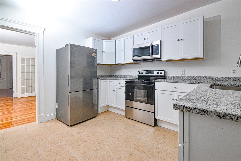 19 Ronan St # 3