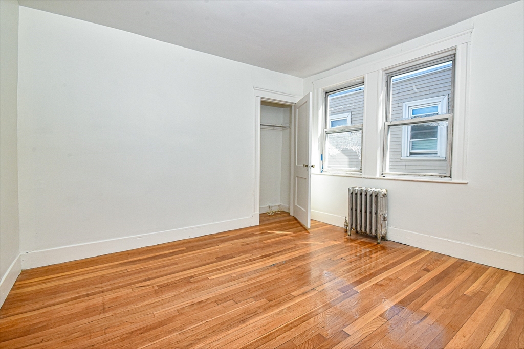 19 Ronan St # 3