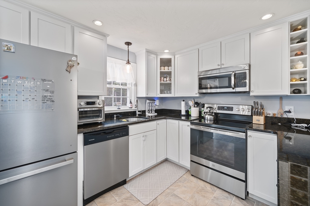 585 Turnpike St # 23, Easton Unit: 23