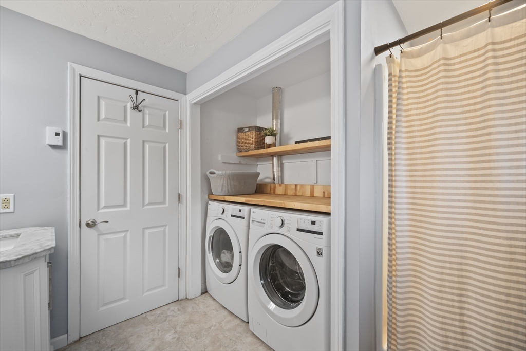 585 Turnpike St # 23, Easton Unit: 23