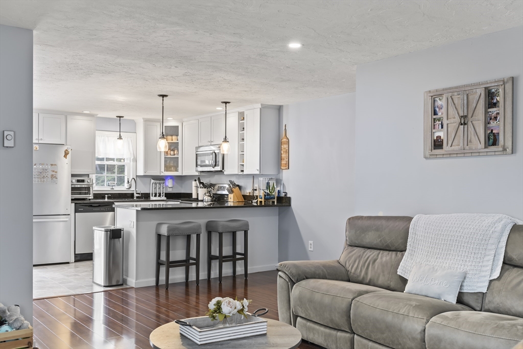 585 Turnpike St # 23, Easton Unit: 23