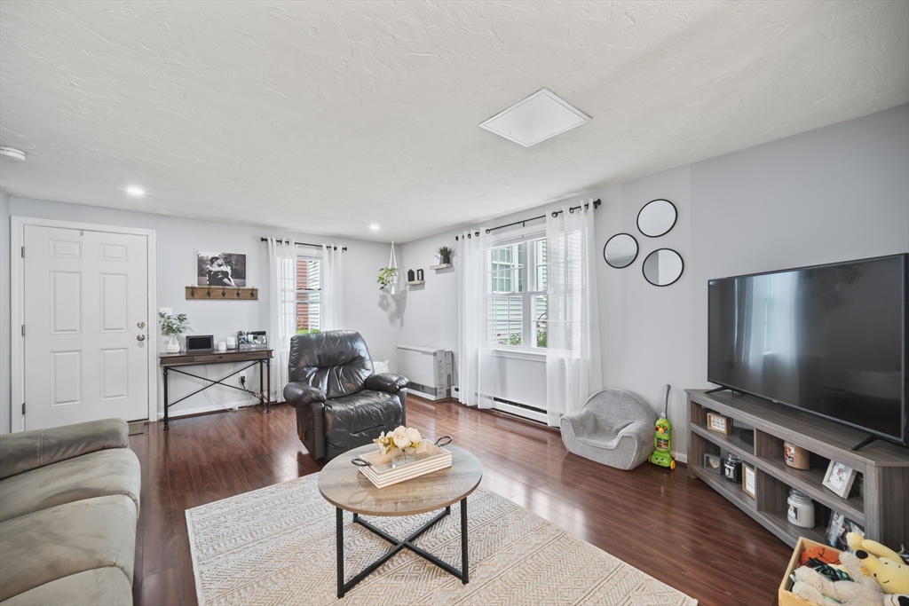 585 Turnpike St # 23, Easton Unit: 23