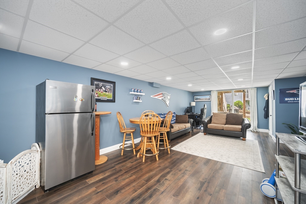 585 Turnpike St # 23, Easton Unit: 23