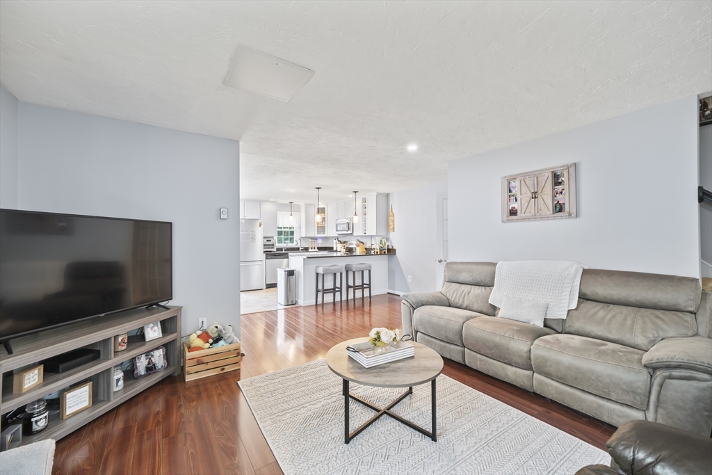 585 Turnpike St # 23, Easton Unit: 23