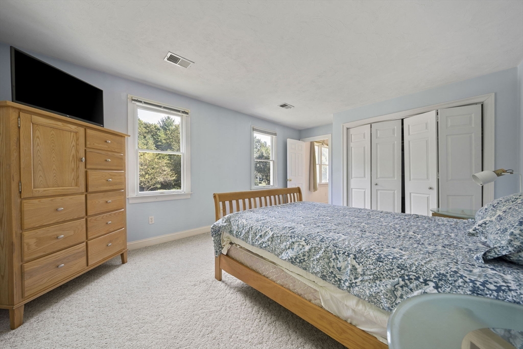 36 Sierra Dr