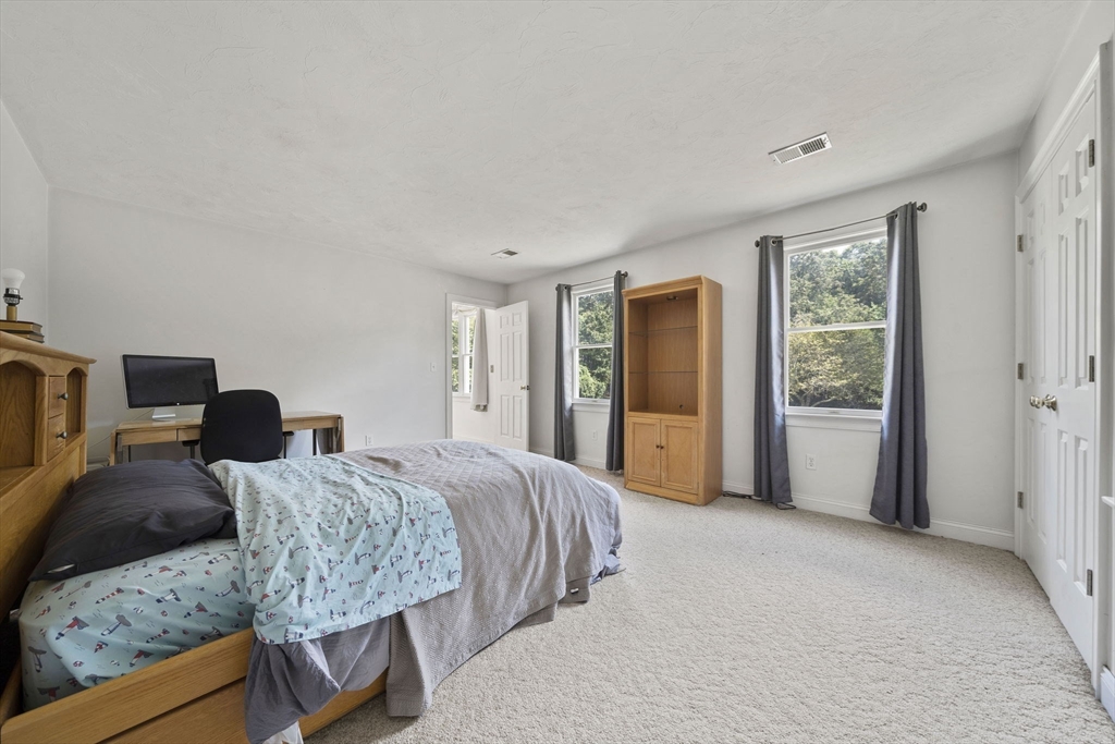 36 Sierra Dr
