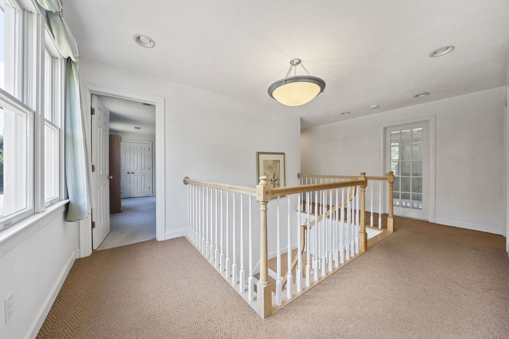 36 Sierra Dr