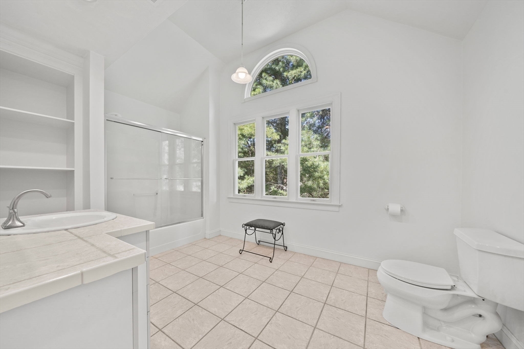 36 Sierra Dr