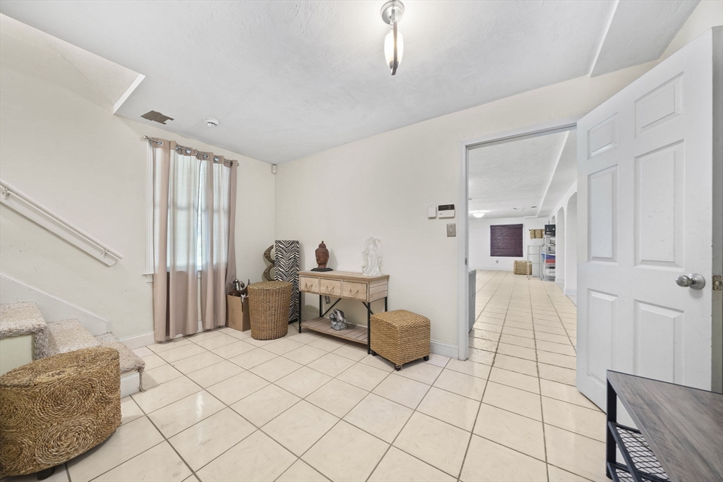 36 Sierra Dr