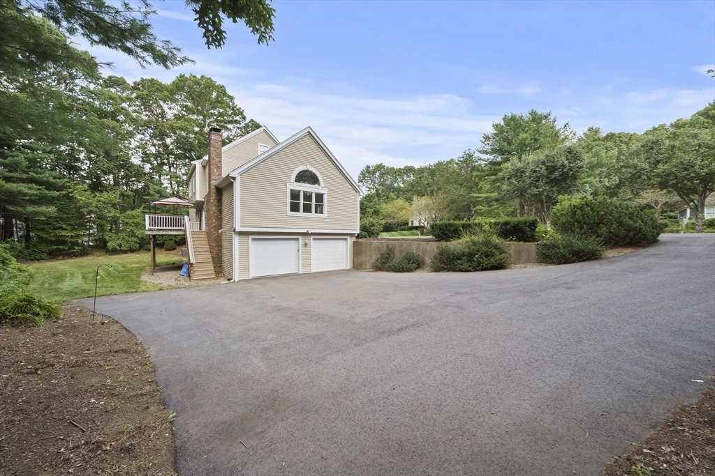 36 Sierra Dr